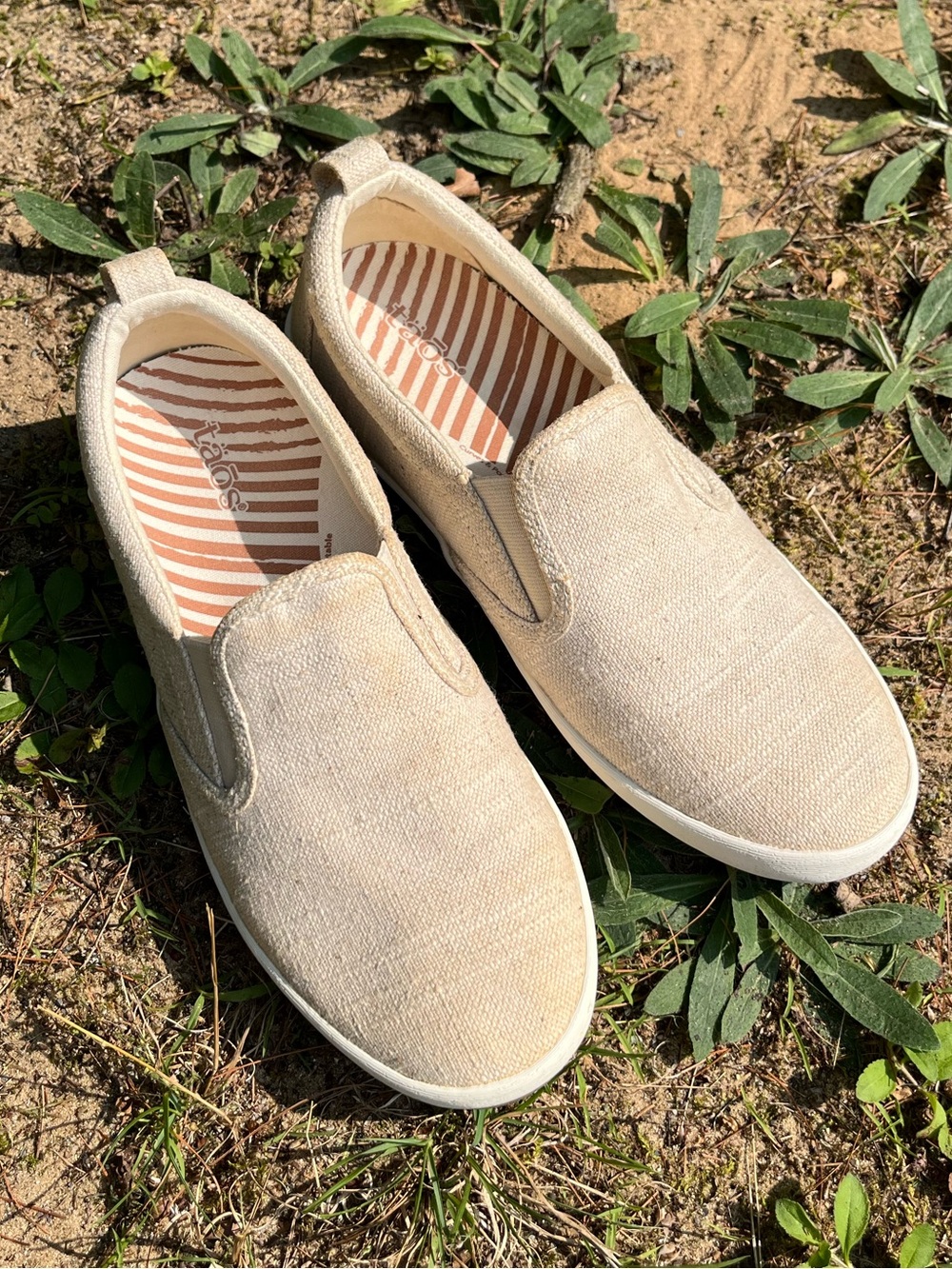 Taos Women’s Dandy Hemp Slip-On Sneakers Walking Shoes Size 8 Minimal Neutral